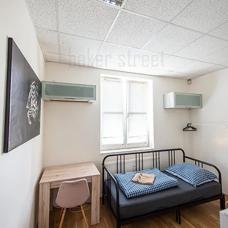 Apartmán Snug Close To Metro Palmovka *