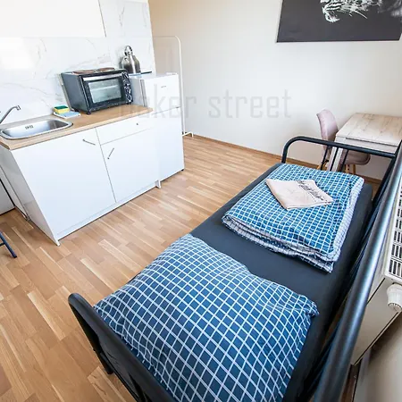 Snug Close To Metro Palmovka *
