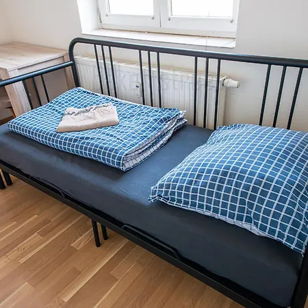 Snug Close To Metro Palmovka * Praha
